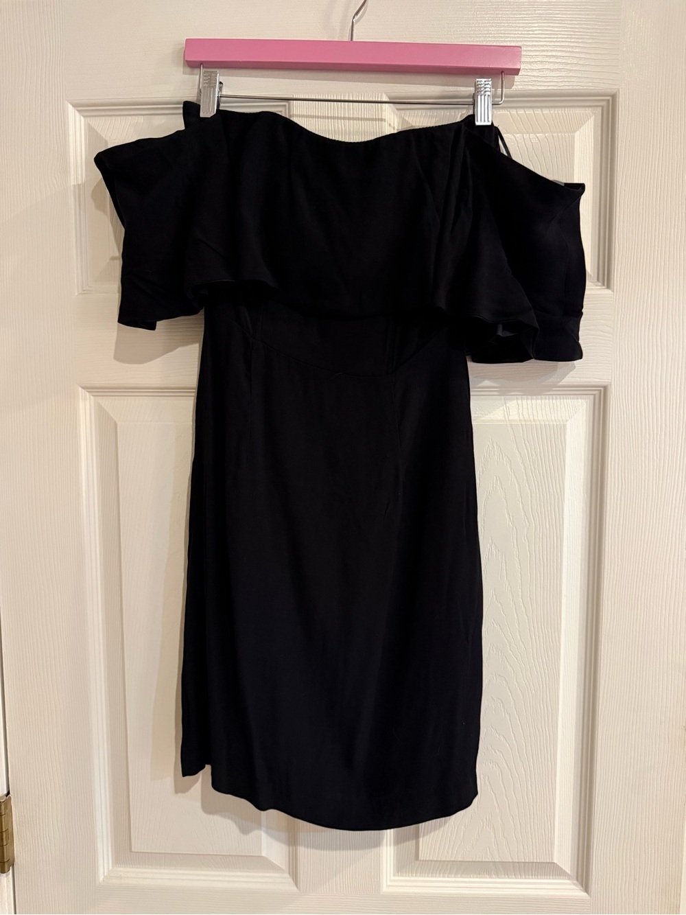 cupcakes & cashmere Black One-Shoulder Ruffle Dress